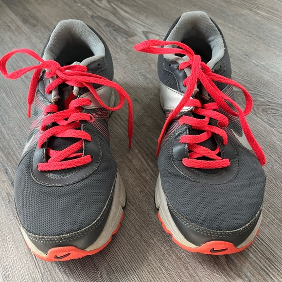 Nike Shoes - NIKE AIR MAX RUNLITES